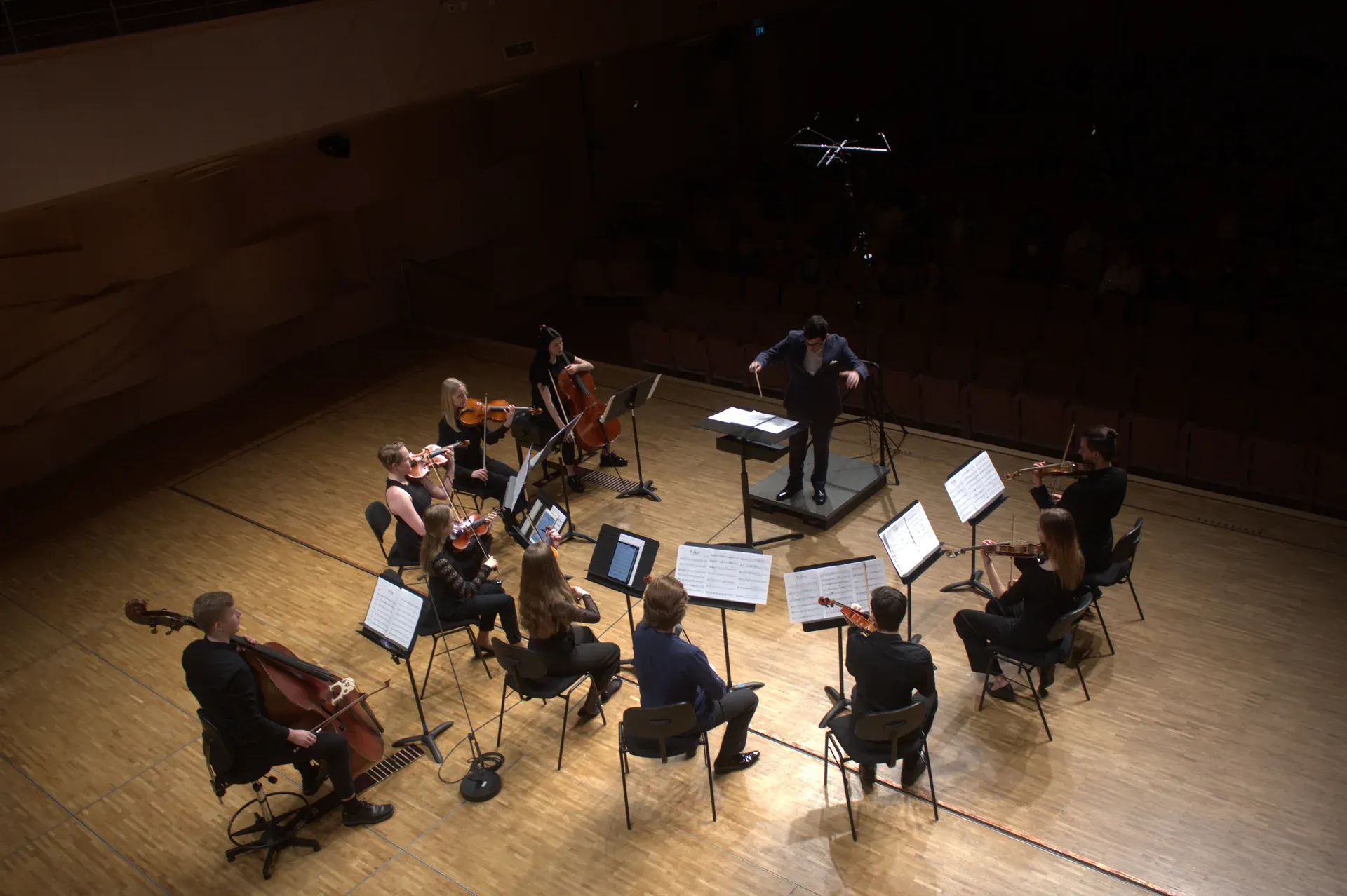 Eladio Aguilar taking a bow after a concert